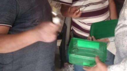 आबू रोड: आबूरोड के ओर गांव गर्ल्स हॉस्टल के पास स्वास्थ्य विभाग ने अवैध क्लीनिक पर की कार्रवाई, फर्जी डॉक्टर को किया गिरफ्तार