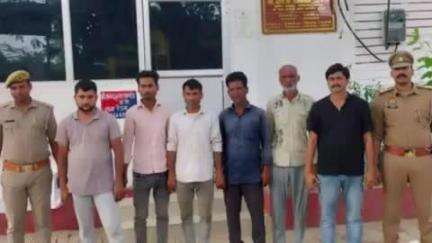 घाटमपुर: रेऊना पुलिस ने 6 अभियुक्तों को किया गिरफ्तार