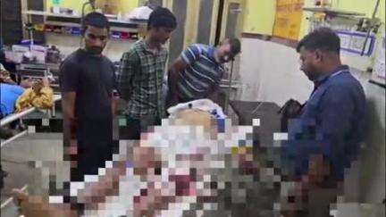 इन्हौना में तेज रफ्तार ट्रक ने बाइक सवार को कुचला, हादसे में एक की जिला अस्पताल में मौत, दूसरा गंभीर घायल