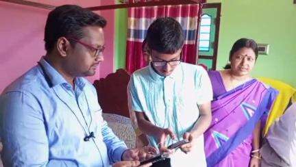 ঘাটাল: ঘাটাল ব্লকের মনশুকা লক্ষীনারায়ণ হাইস্কুলের অরিত্র সাঁতরা  মাধ্যমিক পরীক্ষায় ৬৮৮ নম্বর পেয়ে রাজ্যের অষ্টম