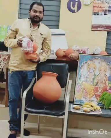 सिमगा: हथबंद में प्याऊ घर के लिए मिट्टी के घड़े का वितरण