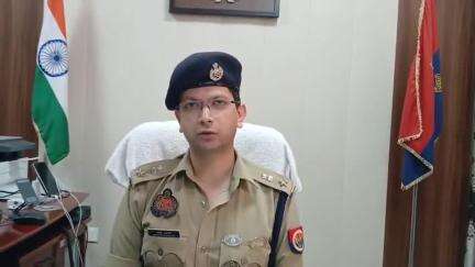 नोएडा:पुलिस व बदमाशों के मध्य हुई मुठभेड़ में 02 बदमाशों के पैर में लगी गोली, घायल व गिरफ्तार।
#noida #news #viral