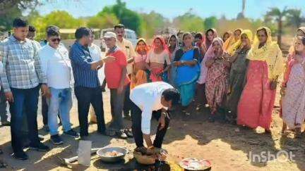 સોનગઢ: સોનગઢ તાલુકાના ખાંજર આંગણવાડી લોકાર્પણ તેમજ કેટલાક ગામોના રસ્તાનું ખાતમૂહુર્ત ધારાસભ્યના હસ્તે કરાયું.