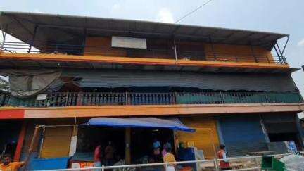 മണ്ണാർക്കാട്: ലീസ് കാലാവധി കഴിഞ്ഞിട്ടും ഒഴിഞ്ഞില്ല, കാഞ്ഞിരത്തെ വിദേശമദ്യശാലയിൽ ജീവനക്കാരെ കെട്ടിട ഉടമ പൂട്ടിയിട്ടു