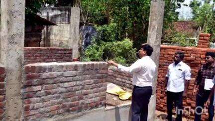 குடவாசல்: செல்லூர் ஊராட்சியில் நடைபெற்று வரும் வளர்ச்சி திட்ட பணிகளை மாவட்ட ஆட்சியர் ஆய்வு