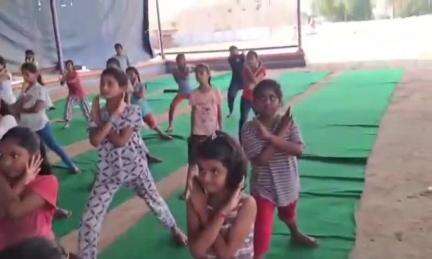 సంగారెడ్డి: ఫసల్వాదిలోని జై గురుదత్త ఆశ్రమంలో కలరియపట్టు శిక్షణ, పాల్గొన్న విద్యార్థులు