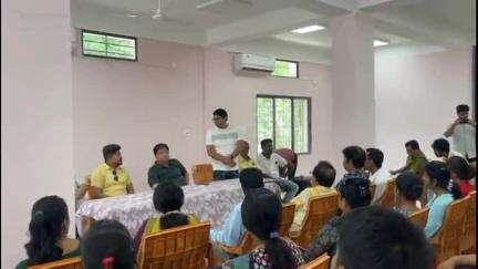 দিনহাটা ১: দিনহাটা কমল গুহ ভবনে আয়োজিত আর্টিস্ট ফোরামের বিশেষ সভা, উপস্থিত মন্ত্রী