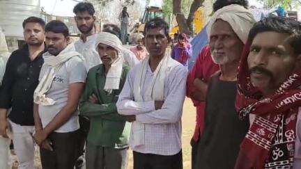 लिधौरा: पलायन रोकने के कलेक्टर के निर्देश के बाद भी अधिकारी नहीं दे रहे ध्यान, सतगुवा पंचायत का वीडियो हुआ वायरल #jansamasya