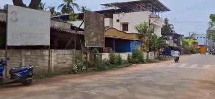 நன்னிலம்: பூந்தோட்டம் பகுதியில் அரசு ஆரம்ப சுகாதார நிலையத்தில் வாங்கிய சத்து மாத்திரையில் ஸ்டாப்ளர் பின் - வைரலான வீடியோ