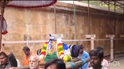 అహోబిలంలో శాస్త్రోక్తంగా ప్రారంభమైన బ్రహ్మోత్సవాలు
