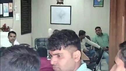 चरखी दादरी: चेयरमैन बख्शीराम सैनी ने नगर परिषद चरखी दादरी में अधिकारियों के साथ की बैठक, शहर की समस्याओं पर हुई चर्चा