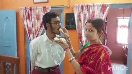 বর্ধমান ১: পূর্ব বর্ধমান জেলায় পশ্চিম বঙ্গের মধ্যে মাধ্যমিকে নবম স্থান অধিকার করল বর্ধমান মিউনিসিপাল বয়েজ হাই স্কুলের ছাত্র