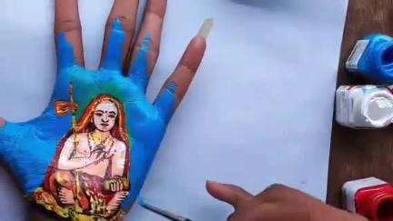 నారాయణ్​ఖేడ్: జగద్గురువు ఆదిశంకరాచార్య జయంతి పురస్కరించుకొని అరచేతిపై చిత్రాన్ని ఆవిష్కరించిన నారాయణఖేడ్ ఆర్టిస్టు శివకుమార్