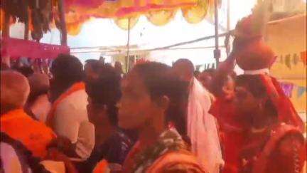 ସୋହେଲା: ବନ୍ଦଲା ଗ୍ରାମରେ ଆଜି ଅଖଣ୍ଡ ଅଷ୍ଟପ୍ରହରୀ ନାମଯଜ୍ଞ ଉଦଯାପିତ , ଯୋଗଦାନ କଲେ ହଜାର ହଜାର ଭକ୍ତ, ଦେଖନ୍ତୁ ଗ୍ରାମବାସୀଙ୍କ ମତାମତ