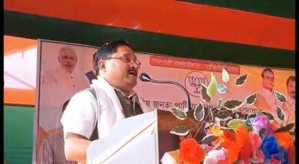 বৰমা ভাগ: বৰনগৰ আৰু বগৰীগুৰি জিলা পৰিষদ সমষ্টিত প্ৰচাৰ চলায় বিজেপিৰ ৰাজ্যিক  সভাপতি দিলীপ শইকীয়া