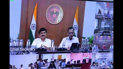 కామారెడ్డి: భూభారతి చట్టంపై జిల్లా కలెక్టర్లతో కలిసి వీడియో కాన్ఫరెన్స్ నిర్వహించిన మంత్రి పొంగులేటి శ్రీనివాస్ రెడ్డి