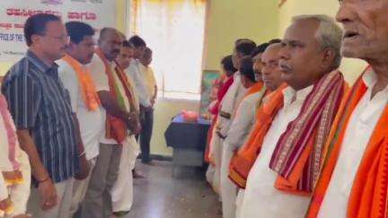 ಶೋರಾಪುರ: ತಹಶೀಲ್ದಾರ್ ಕಚೇರಿಯಲ್ಲಿ ತಾಲ್ಲೂಕು ಆಡಳಿತದಿಂದ ಶ್ರೀ ಶಂಕರಚಾರ್ಯರ ಜಯಂತಿ ಆಚರಣೆ