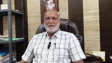 વઢવાણ: જિલ્લામાં તેમજ શહેરી વિસ્તારમાં લોકોને કામ વગર બહાર ન નીકળવા મામલતદાર દ્વારા અપીલ કરાઈ