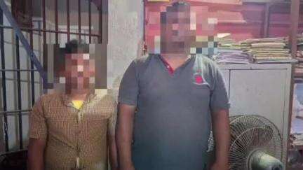मशरक: नगदी और अपाचे बाइक के साथ मुन्नी मोड़ से कोढ़ा गैंग के दो सदस्य गिरफ्तार, थानाध्यक्ष ने दी जानकारी