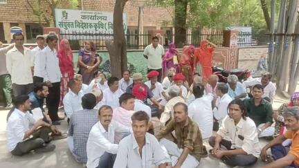 पाली: किशनपुरा गांव में कुछ दिन पहले हुई मारपीट के बाद, निष्पक्ष जांच की मांग को लेकर मेघवाल समाज ने एसपी को सौंपा ज्ञापन