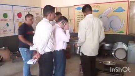 जैसलमेर: सीएमएचओ डॉक्टर पालीवाल ने जिले में चिकित्सा संस्थानों का निरीक्षण किया, लू तापघात प्रबंधन के लिए दिए निर्देश