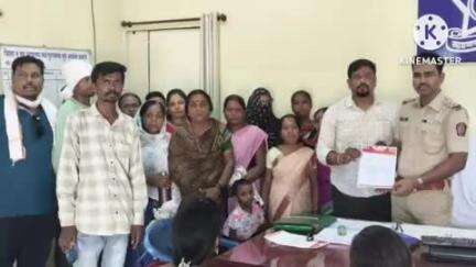 आर्वी: दारूविक्री संदर्भात महिला धडकल्या पोलीस स्टेशनवर शहरातील दारू विक्रेत्यांचा बंदोबस्त करा युवासेनेचे सूर्या हिरे खन