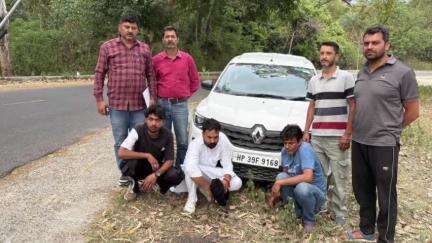 घनारी: भारत-पाक सीमा पर तरनतारन जिले के तीन नशा तस्कर 121.80 ग्राम हेरोइन के साथ अम्बोटा में गिरफ्तार