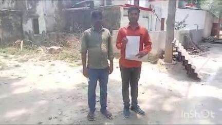 धौरहरा: परतन्नीपुरवा गांव में विद्युत विभाग की लापरवाही के चलते महीनों से खराब पड़ा ट्रांसफार्मर