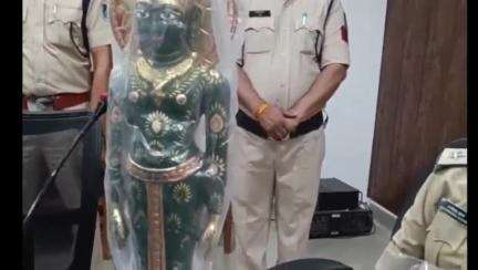 झाबुआ: पेटोल जैन मंदिर चोरी मामले में तीन आरोपी गिरफ्तार: एसपी पद्म विभ्लोचन शुक्ल