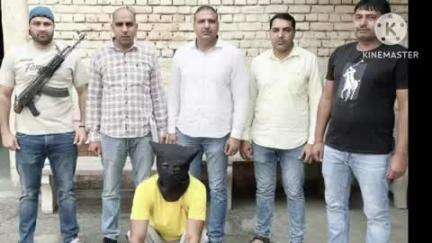 गोहाना: गोहाना पुलिस ने ₹5000 के ईनामी और हथियार के बल पर गाड़ी छीनने के मामले में दूसरे आरोपी को गिरफ्तार किया