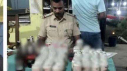 कहलगांव: कहलगांव पुलिस को मिली बड़ी सफलता, दो शराब कारोबारियों को शराब के साथ गिरफ्तार किया गया, वाहन भी ज़ब्त