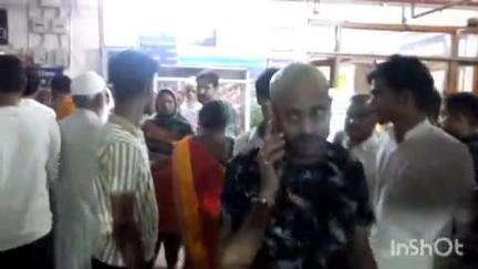 लातेहार: बेसिक स्कूल के पास दो बाइकों की आमने-सामने टक्कर, दो घायल हुए, रेफर किया गया