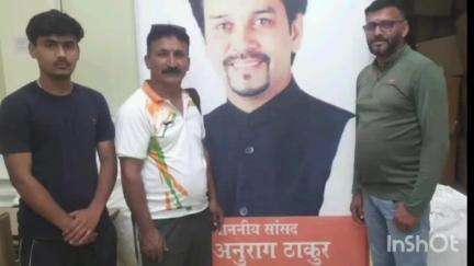 भोरंज: जरूरतमंदों को नि:शुल्क ऑक्सीजन कंसंट्रेटर और व्हील चेयर उपलब्ध करवा रही प्रयास संस्था