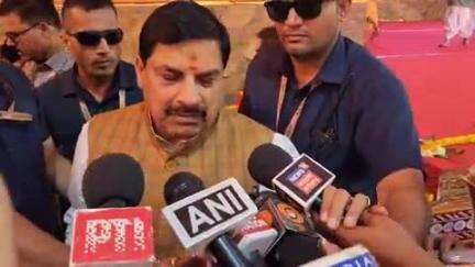 खंडवा नगर: खंडवा दौरे पर आए मुख्यमंत्री ने मीडिया से की चर्चा, दिया बड़ा बयान