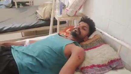 टीकमगढ़: धजरई में पुरानी रंजिश को लेकर करीब 6 लोगों ने एक युवक के साथ की मारपीट, जिला अस्पताल में उपचार जारी