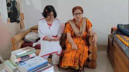 ময়নাগুড়ি: মাধ্যমিকে জলপাইগুড়ি জেলার সম্ভাব্য দ্বিতীয় স্থান অধিকারী ময়নাগুড়ি গার্লস হাইস্কুলের ছাত্রী ঐশিকী দাস