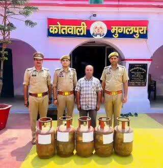 मुरादाबाद: थाना मुगलपुरा पुलिस ने चोरी के 5 गैस सिलेंडर बरामद कर आरोपी को गिरफ्तार कर जेल भेजा