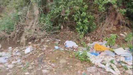 ডিফু: ডিফু-ধনশিৰি পথত জাৱৰৰ দম, লেতেৰা-অস্বাস্থ্যকৰ পৰিৱেশৰ মাজেৰে দৈনিক অহা যোৱা কৰিছে সহস্ৰাধিক লোকে #jansamasya