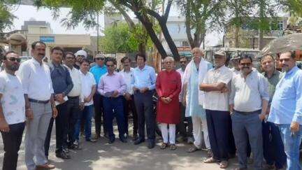 झाबुआ: भगवान श्री परशुराम पर आपत्तिजनक पोस्ट के विरोध में सर्व ब्राह्मण समाज ने एसपी पद्म विलोचन शुक्ल को ज्ञापन सौंपा