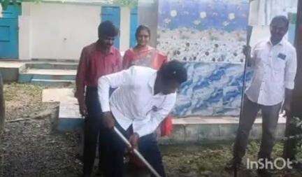 అశ్వారావుపేట: అశ్వారావుపేట మండల వ్యాప్తంగా అన్ని పాఠశాలలో ఇంకుడు గుంతలు ఏర్పాటు చేస్తున్నట్లు ఎంఈఓ వెల్లడి