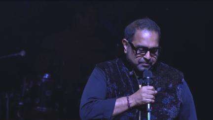 An incredible performance dedicated to Indian soldiers by the versatile singer Shankar Mahadevan at WAVES Culturals.