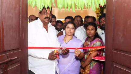 ఇబ్రహీంపట్నం: బోటిగూడ గ్రామంలో నూతన గ్రామపంచాయతీ భవనాన్ని ప్రారంభించిన ఎమ్మెల్యే ప్రకాష్ గౌడ్
