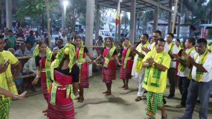 বিজনী ভাগ: উলুবাৰীত অনুষ্ঠিত বিষুৱাত অতিথি হিচাপে উপস্থিত বিটিআৰৰ উপাধ্যক্ষ অভিৰাম মহানায়ক