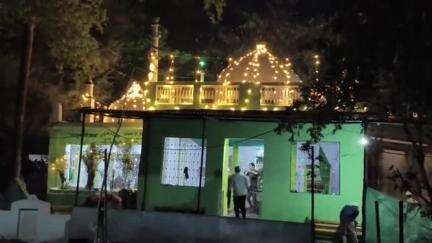 बीना: कौमी एकता का प्रतीक: नई बस्ती कब्रिस्तान स्थित नज्जी बाबा की दरगाह, उर्स मुबारक पर पहुंचे सर्व धर्म के लोग
