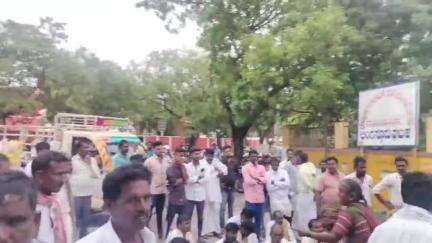 ಲಿಂಗಸೂರು: ಲಿಂಗಸುಗೂರು: ಹುನಕುಂಟಿಯಲ್ಲಿ ಯುವಕ ಆತ್ಮಹತ್ಯೆ ಪ್ರಕರಣ- ಸಾರಿಗೆ ಸಿಬ್ಬಂದಿ ಸೇರಿ 20 ಜನರ ವಿರುದ್ಧ ಎಫ್ಐಆರ್