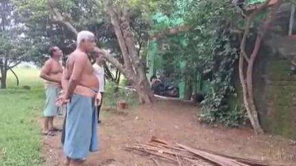 ଆନନ୍ଦପୁର: ବଞ୍ଚୋ ଛକରୁ  ବିଳମ୍ବିତ ରାତିରେ ଝରକା ଗ୍ରିଲ୍ ଭାଙ୍ଗି ୫ଲକ୍ଷରୁ ଉର୍ଦ୍ଧ୍ବ ଟଙ୍କାର ସୁନାଗହଣା ଲୁଟ