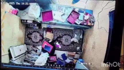 मिरज: मिरजेत बुरखाधारी महिलांकडून चोरीला गेलेले सराफाचे दागिने पोलिसांनी केले सरफाला परत