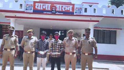 बीकापुर: एमी घाट पुल के दक्षिणी छोर से बारा गांव के सेवानिवृत्त अमीन की हत्या के 2 आरोपी पुलिस और स्वाट टीम ने किए गिरफ्तार