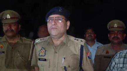 शामली:-वेस्ट बंगाल की महिला के साथ गैंगरेप,हरिद्वार से महिला को बहलाकर लाया था एक आरोपी।
#news #uppolice #shamli