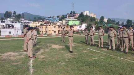 चम्पावत: पुलिस जवानों को शारीरिक एवं मानसिक रूप से फिट रखने तथा पुलिस बल में अनुशासन बनाए रखने हेतु कराई गई